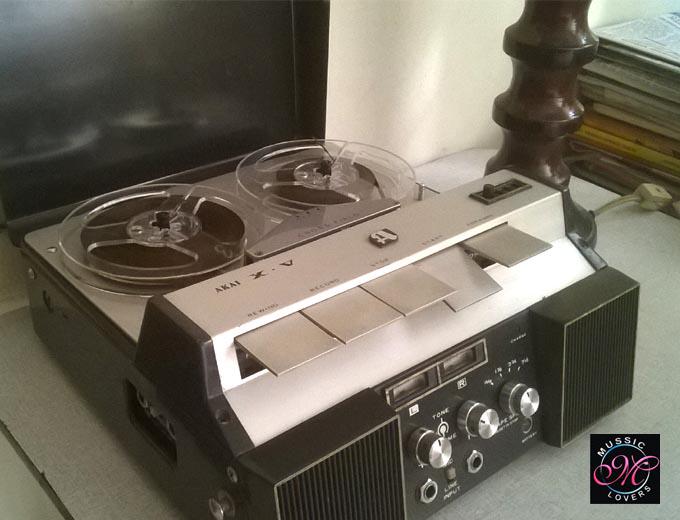 Vintage Akai X-100D Reel to Reel Tape Recorder, 1960s Collectible Recording  Equipment, Retro Audio Electronics, NOT FUNCTIONAL, CE0742 -  India