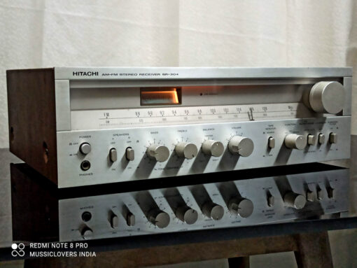 HITACHI SR-304 CLASSIC VINTAGE RARE AM/FM STEREO RECEIVER (1978) - Image 2