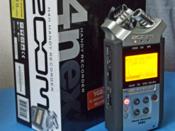 ZOOM JAPAN H4N HANDY VOICE / DIGITAL FLEXIBLE SOUND RECORDER