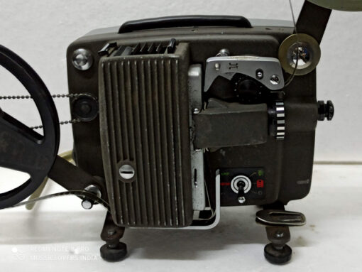 RONDO JAPAN 8MM CLASSIC RETRO VINTAGE SILENT CINE PROJECTOR MODEL  AUTO-VS - Image 2