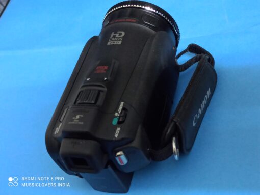 CANON VIXIA HF G10 HD VIDEO CAMERA WITH BUILT IN 32 GB MEMORY - Image 4
