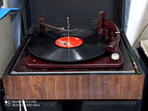 BSR ENGLAND CLASSIC VINTAGE RARE RECORD CHANGER - Image 2