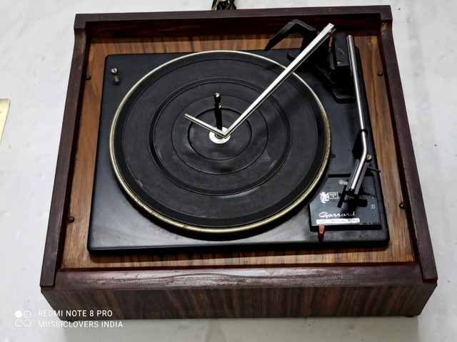 GARRARD 2025T 1970S CLASSIC VINTAGE 4 SPEED RECORD CHANGER SYSTEM - Image 3