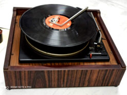 GARRARD 2025T 1970S CLASSIC VINTAGE 4 SPEED RECORD CHANGER SYSTEM