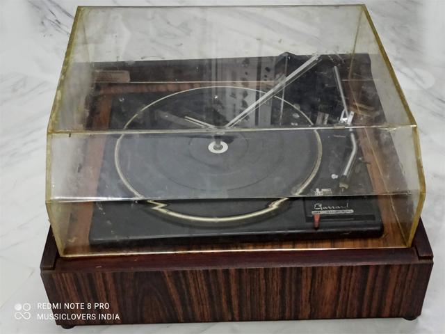 GARRARD 2025T 1970S CLASSIC VINTAGE 4 SPEED RECORD CHANGER SYSTEM - Image 10