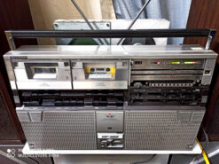 VINTAGE SHARP BOOMBOX GF 555X DOUBLE CASSETTE PLAYER 1980