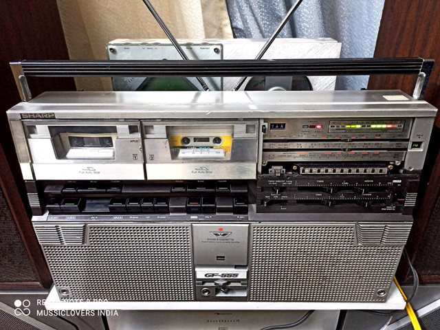 VINTAGE SHARP BOOMBOX GF 555X DOUBLE CASSETTE PLAYER 1980