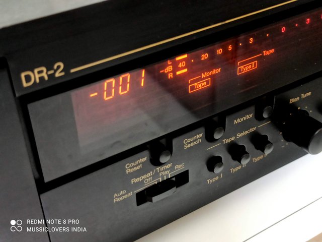 NAKAMICHI DR-2 DISCRETE THREE HEAD VINTAGE CASSETTE DECK (1992) - Image 2