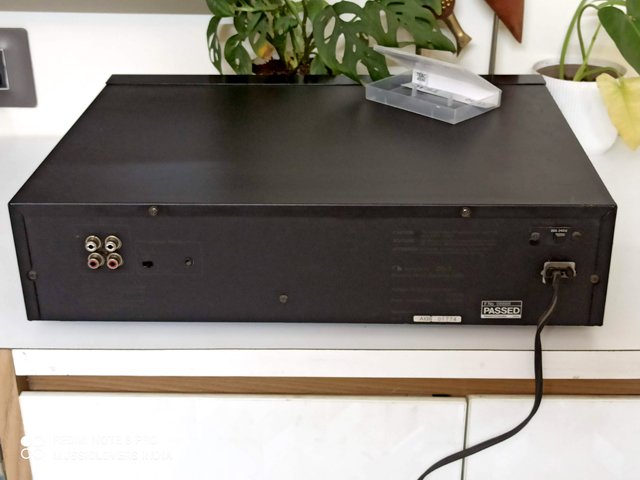 NAKAMICHI DR-2 DISCRETE THREE HEAD VINTAGE CASSETTE DECK (1992) - Image 11