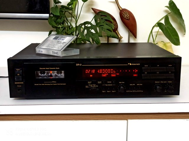 NAKAMICHI DR-2 DISCRETE THREE HEAD VINTAGE CASSETTE DECK (1992)
