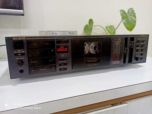 NAKAMICHI BX-300 3 HEAD, 3 MOTOR DIRECT DRIVE VINTAGE STEREO CASSETTE PLAYER - Image 8