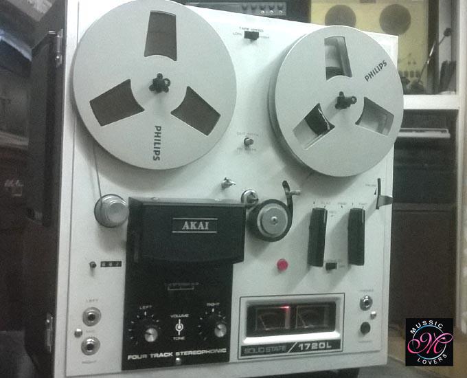 VINTAGE AKAI 1720L Reel to Real Record player built in Speaker Japan  $300.00 - PicClick AU