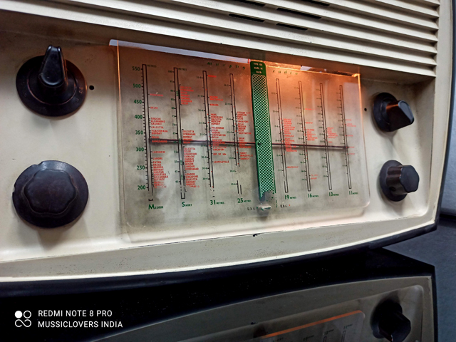 MURPHY TYPE 154 CLASSIC VINTAGE RARE RADIO OF 1951 - Image 3