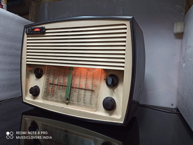 MURPHY TYPE 154 CLASSIC VINTAGE RARE RADIO OF 1951 - Image 7